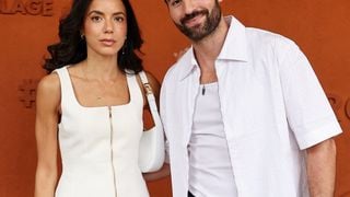 Cyril Benzaquen de sortie à Roland-Garros avec sa femme Amel, au métier passionnant et très "bien-être"