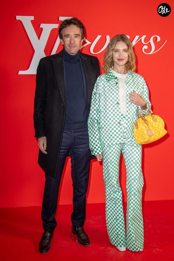 Antoine Arnault et Natalia Vodianova assistent au défilé Louis Vuitton Homme Automne-Hiver 2024-2025 dans le cadre de la Fashion Week de Paris, à Paris, en France, le 16 janvier 2024. Photo : Aurore Maréchal/Abaca