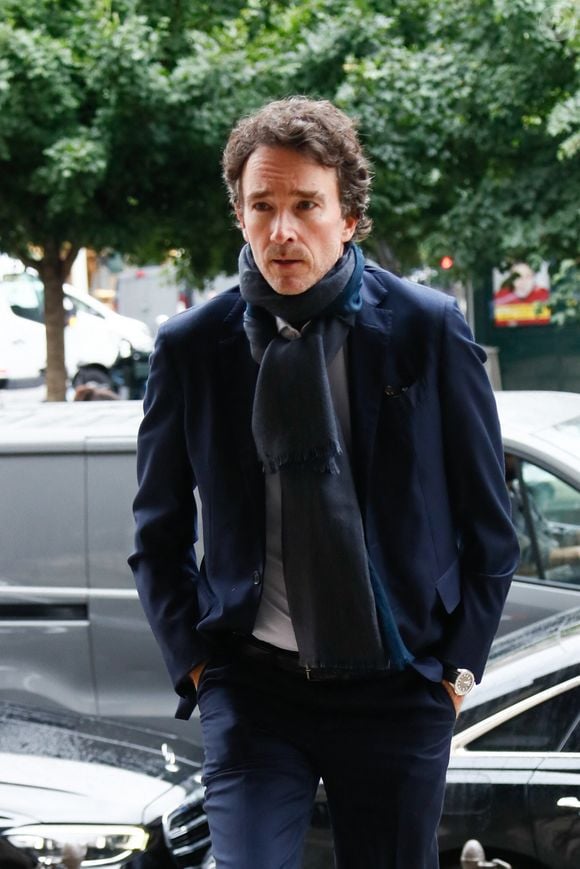 Il a organisé une grande soirée pour célébrer cette insigne.

Antoine Arnault - Messe hommage à Doris Brynner en l'église Saint-Philippe-du-Roule à Paris le 4 juin 2025.
© Christophe Clovis / Bestimage