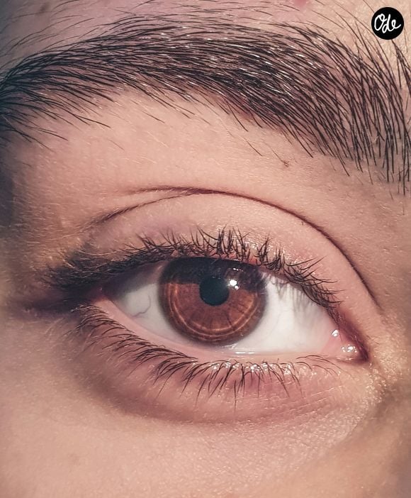 En réalité, il suffit d'adopter les bons réflexes et de choisir des produits adaptés pour mettre son regard en valeur tout en conservant un fini harmonieux.

takwa abdo /Unsplash