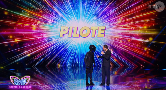 Le Pilote dans "Mask Singer 7", capture d'écran TF1