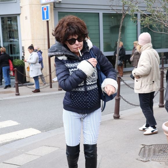 Rétro - Décès de la réalisatrice, actrice et humoriste Isabelle Mergault des suites d'un cancer - Exclusif - Isabelle Mergault à la sortie des studios RTL à Neuilly-sur-Seine, France, le 30 janvier 2024.