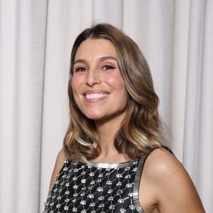 Laury Thilleman s'évade sur la Riviera italienne.

Laury Thilleman (Miss France) lors de la première édition du gala caritatif « Le Gala du 12 février » au profit des grands brûlés, dans les salons de l'Hôtel Royal Monceau. © Denis Guignebourg/BestImage