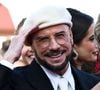 Venu célébrer sa carrière légendaire et présenter son tout premier film en tant que réalisateur au Festival de Cannes, John Travolta a électrisé les photographes avec un accessoire inattendu 

John Travolta - Montée des marches du film " Karma " lors du 79ème Festival International du Film de Cannes, France. © Simone Comi/IPA via ZUMA Press/Bestimage