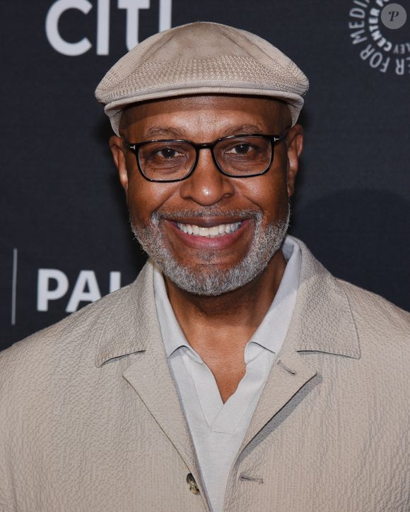"Ce n'est pas le genre de nouvelles que l'on veut entendre, mais pour être honnête, le cancer de la prostate est une maladie héréditaire dans ma famille", a-t-il d’abord expliqué.

James Pickens Jr. - Photocall de la série "Grey's Anatomy" lors du PaleyFest 2023 à Los Angeles, le 2 avril 2023. © Photo Press Service / BESTIMAGE