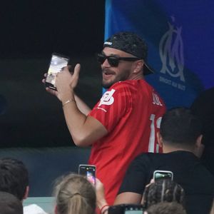 Jul dans les tribunes lors du match de préparation Olympique de Marseille - Bayer Leverkusen (1-2) au stade Vélodrome à Marseille, le 2 août 2023. Norbert Scanella / Panoramic / Bestimage