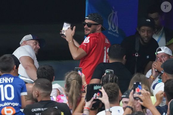 Jul dans les tribunes lors du match de préparation Olympique de Marseille - Bayer Leverkusen (1-2) au stade Vélodrome à Marseille, le 2 août 2023. Norbert Scanella / Panoramic / Bestimage
