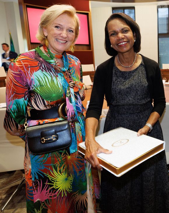 La princesse Astrid de Belgique et la secrétaire d'État Condoleezza Rice, directrice de la Hoover Institution, photographiées lors d'une visite à l'université de Stanford mettant en exergue les liens académiques belgo-américains à la Hoover Institution, dans le cadre d'une mission économique sur la côte ouest des États-Unis, à Stanford, le mardi 07 octobre 2025. La mission économique belge aux Etats-Unis se déroule du 4 au 12 octobre. Photo by ABACAPRESS.COM