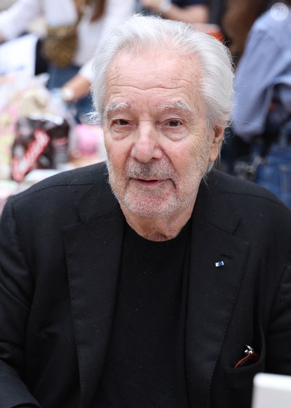 Pierre Arditi lors du Festival du livre le 19 Avril 2026

Denis Guignebourg/BestImage
