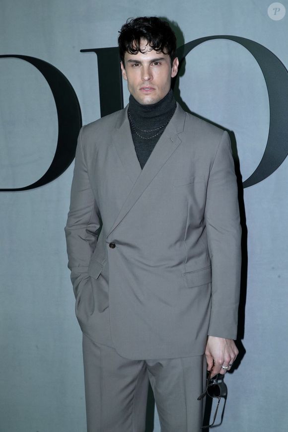Baptiste Giabiconi - Célébrités au Défilé de Mode Dior, Prêt-à-porter Automne / Hiver 2025-2026 dans le cadre de la Fashion Week de Paris, France, le 04 Mars 2025. 

© Bertrand Rindoff / Bestimage