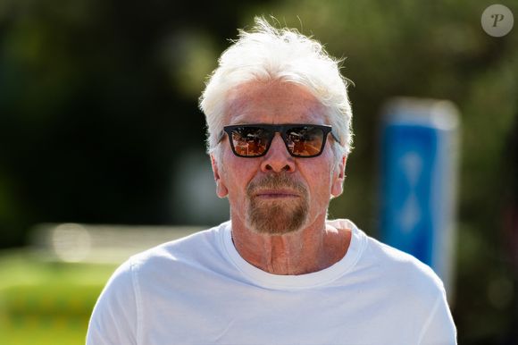 Richard Branson dans les tribunes du championnat de tennis de Majorque le 24 juin 2024 à Santa Ponsa, en Espagne.

© Action Press / Bestimage