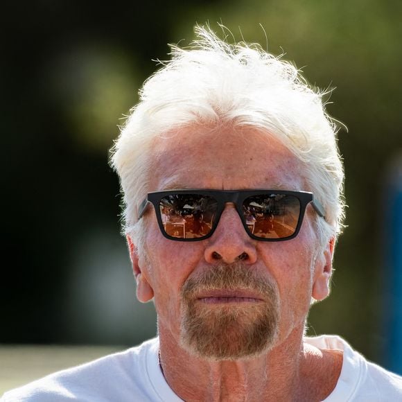 Richard Branson dans les tribunes du championnat de tennis de Majorque le 24 juin 2024 à Santa Ponsa, en Espagne.

© Action Press / Bestimage