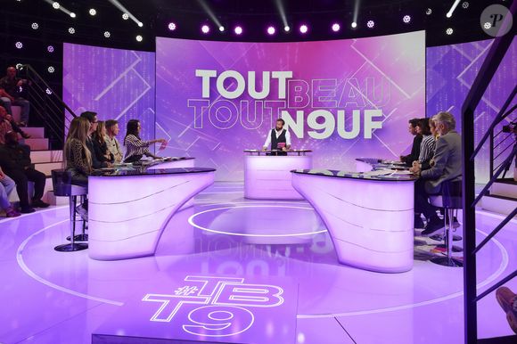 Cyril Hanouna restera toutefois actionnaire de Banijay.

Exclusif - Cyril Hanouna, sur le plateau de  TBT9 présenté par C.Hanouna, et diffusé en direct sur W9, Paris, France, le 05 novembre 2025. © Jack Tribeca / Bestimage