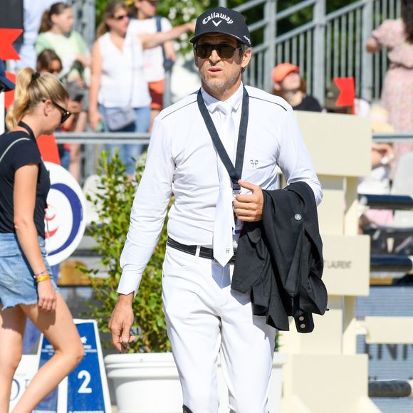 Guillaume Canet lors de la reconnaissance du prix Geberit lors de la 9ème édition du "Longines Paris Eiffel Jumping" au Champ de Mars à Paris, France, le 24 juin 2023. © 
Perusseau-Veeren/Bestimage