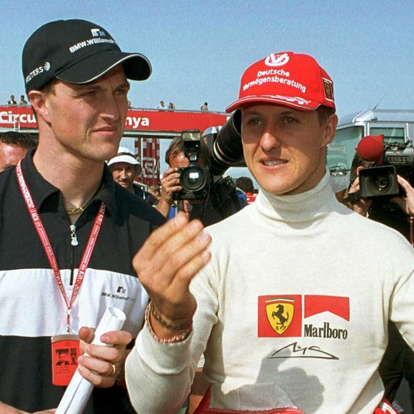 Michael et Ralf Schumacher après les essais du Grand Prix d'Espagne. Photo par Steve Mitchell/PA Photos/ABACAPRESS.COM
