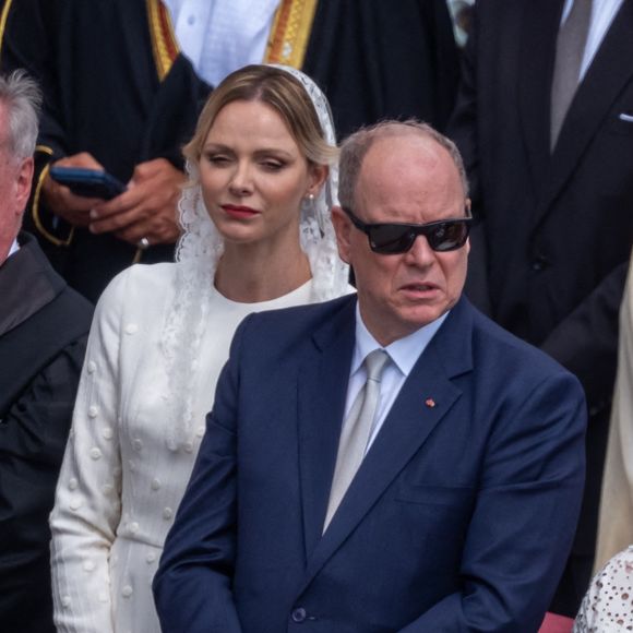 Albert de Monaco était accompagné de la princesse Charlene pour l'investiture du pape Léon XIV.

Vatican : le prince Albert de Monaco et la princesse Charlène de Monaco participent à l'inauguration du pape Léon XIV sur la place Saint-Pierre. L'Américain Robert Francis Prevost est le premier pontife originaire des États-Unis. Photo : Michael Kappeler/DPA/ABACAPRESS.COM