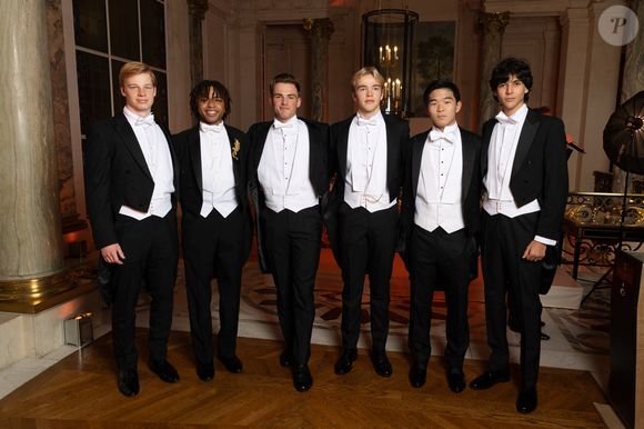 Exclusif - Sebastian Corso, Slater Vance, Gabriel Gledhill, Antonius Meijer, James Bae - Répétitions pour le Bal 2025 des débutantes à l’hôtel Shangri-La Paris le 29 novembre 2025.  Le Bal / Moreau / Borde / Bestimage