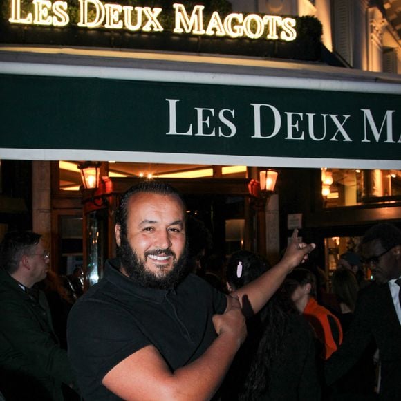 Naestro - Personnalités aux Deux Magots pour la 3ème édition du salon du livre à Saint-Germain-des-Prés "Des pages avant la plage" à Paris le 6 juin 2026

© Philippe Baldini / Bestimage