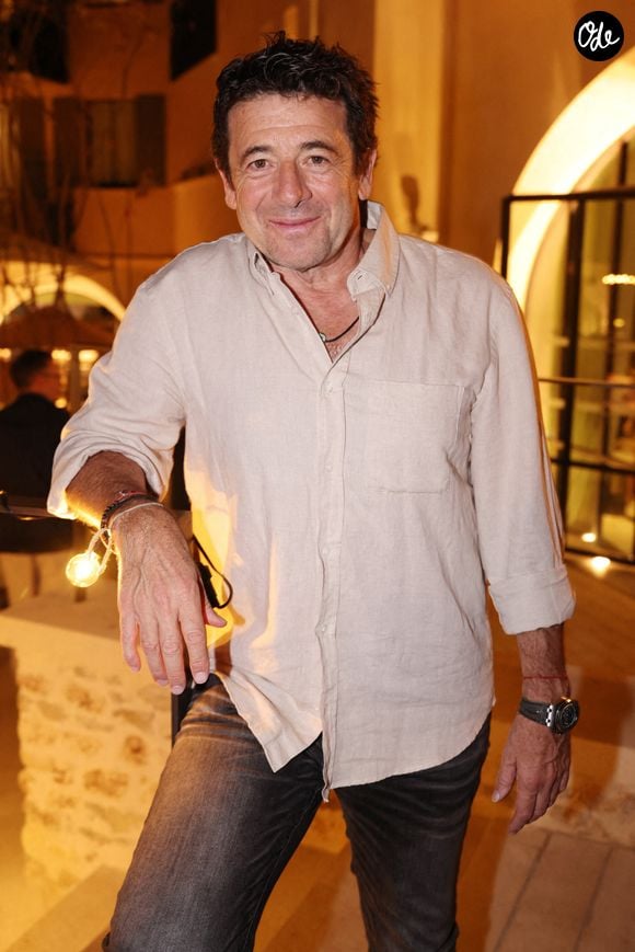 Patrick Bruel assiste au FESTIFF (Festival du CINÉMA FeelGood) à L’Isle-sur-la-Sorgue, en France, le 12 octobre 2025. ©Jérôme Domine/abacapress.com