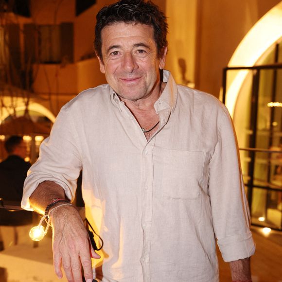 Patrick Bruel assiste au FESTIFF (Festival du CINÉMA FeelGood) à L’Isle-sur-la-Sorgue, en France, le 12 octobre 2025. ©Jérôme Domine/abacapress.com