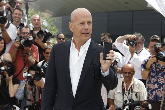Bruce Willis - Photocall du film "Moonrise Kingdom" pendant le 65ème festival du film de Cannes, le 16 mai 2012. (BORDE-MOREAU / BESTIMAGE).