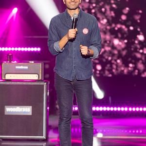 Exclusif - Jimmy Mohamed - Enregistrement de l'émission "Tout le monde chante contre le cancer" au Cirque Phénix à Paris, présentée par J.Anthony et E.Gossuin et diffusée le 4 janvier sur W9
© C.Clovis-P.Perusseau / Bestimage