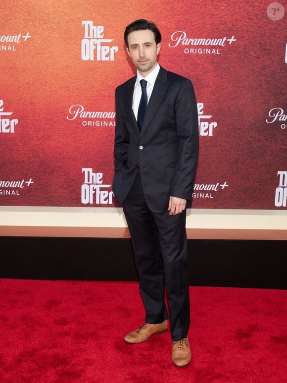 Josh Zuckerman à la première de la nouvelle série Paramount+ "The Offer" dans les studios Paramount à Los Angeles, Californie, Etats-Unis, le 20 avril 2022.

Backgrid USA / Bestimage
