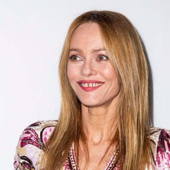 C'est ce que rapporte "Le Pays briard" dans son édition du jour 

Vanessa Paradis - Photocall du défilé de mode Femmes prêt-à-porter automne-hiver 2024/2025 "Chanel" lors de la fashion week de Paris.
© Olivier Borde / Bestimage