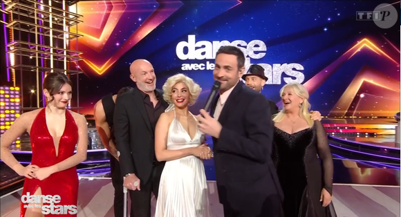 En revanche, si Frank Leboeuf n'est pas rétabli d'ici la semaine prochaine, "il sera malheureusement éliminé de la compétition", a rajouté l'animateur.

Frank Leboeuf blessé dans "Danse avec les stars", capture d'écran TF1.