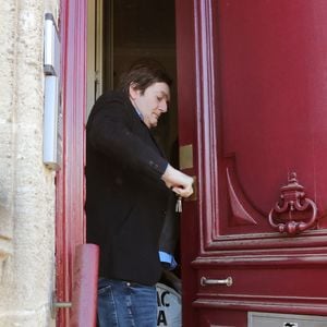 Pierre Palmade est sorti de la prison de Bordeaux, il purgera sa peine sous bracelet électronique à son domicile. Le 16 avril 2025
Agence / Bestimage