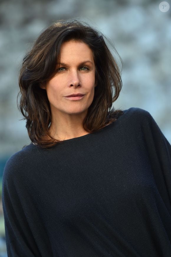 Astrid Veillon participe à la campagne "Lecture pour tous" au collège Ségurane à Nice le 6 février 2017. 
© Bruno Bebert / Bestimage