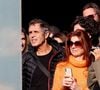 Mais depuis 2004, le chanteur file le parfait amour avec l'auteure Hélène Grémillon, de trente ans sa cadette. Léonard, fruit de leur union, est né en 2008.
Julien Clerc et sa compagne Hélène Grémillon - I. Huppert a dirigé le tournage de la reproduction du film documentaire muet de 1895 par le regretté cinéaste français Louis Lumière "La Sortie de l'usine Lumière à Lyon" dans le cadre de la 16ème édition du Festival Lumière de Lyon, France, le 19 octobre 2024. © Dominique Jacovides/Bestimage