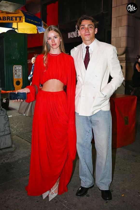 Le couple a choisi le Sud de la France pour une célébration de rêve dans un décor unique.

Armand Duplantis et Desire Inglander Arrivées et sorties de la soirée pré-Met Gala de Vogue au musée Madame Tussauds de Times Square à New York City, NY, USA, le 1er mai 2026. © Gedeon Taieb/Bestimage