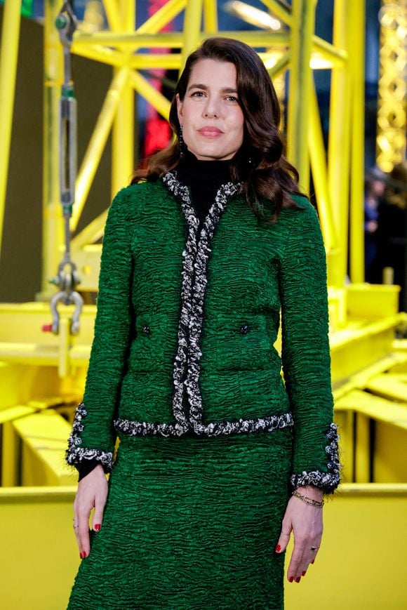 Elle visite souvent des villes comme Épinal, Gérardmer, Saint-Dié, et aime fréquenter les librairies.

Charlotte Casiraghi au photocall du défilé Chanel Collection Femme Prêt-à-Porter Automne/Hiver 2026-2027 lors de la Fashion Week de Paris (PFW) au Grand Palais, à Paris, France, le 9 mars 2026. © Olivier Borde/Bestimage