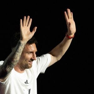 Lionel Messi a été accueilli au sein de l'Inter Miami CF par Jorge Mas, propriétaire et directeur général du club, lors de la cérémonie de présentation qui s'est déroulée au DRV Pink Stadium de Fort Lauderdale, en Floride, aux États-Unis, le dimanche 16 juillet 2023. Photo de Gary I Rothstein/UPI/ABACAPRESS.COM