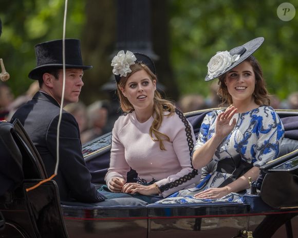 La princesse Eugénie et la princesse Béatrice - La parade Trooping the Colour 2019, célébrant le 93ème anniversaire de la reine Elisabeth II, au palais de Buckingham, Londres, le 8 juin 2019.
©Backgrid UK/ Bestimage