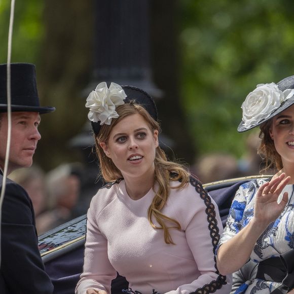 La princesse Eugénie et la princesse Béatrice - La parade Trooping the Colour 2019, célébrant le 93ème anniversaire de la reine Elisabeth II, au palais de Buckingham, Londres, le 8 juin 2019.
©Backgrid UK/ Bestimage