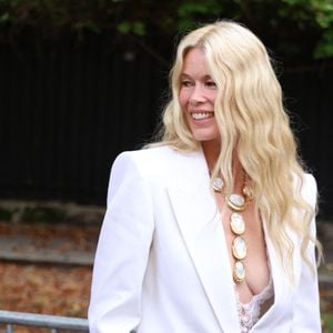 Claudia Schiffer au défilé Chloé "Collection Femme Prêt-à-Porter Printemps/Eté 2027" lors de la Fashion Week de Paris, le 1er octobre 2026.
© Denis Guignebourg / Bestimage