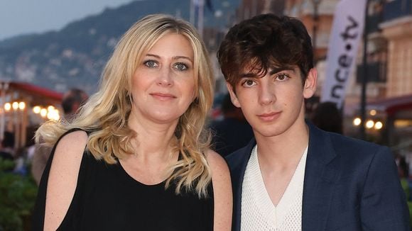 Amanda Sthers, mère des fils de Patrick Bruel, fait une confidence qui va parler à de nombreux parents : "J'ai compris quand le second est parti"