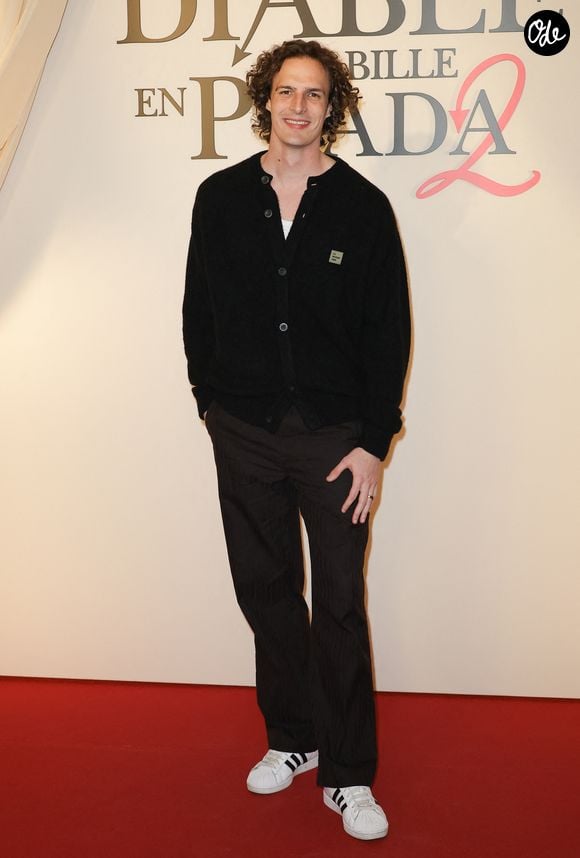 Paul de Saint-Sernin - Première du film "Le Diable s'habille en Prada (The Devil wears Prada 2)" au cinéma Le Grand Rex à Paris, le 27 avril 2026.
© Guirec Coadic/Bestimage
#
Premiere of the film "The Devil Wears Prada 2" at the Grand Rex cinema in Paris, on April 27, 2026. | 00752849