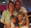 "Certains diront que ce n'est qu’un permis de construire… Mais pour nous, ça représente tellement plus", confient-ils avec émotion, après la signature du document.

Claire de "L'amour est dans le pré" heureuse en famille