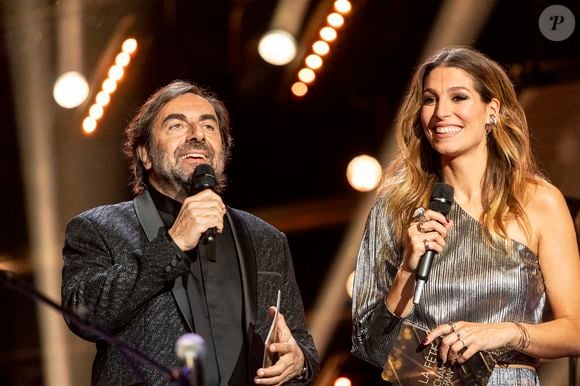 Exclusif - André Manoukian, Laury Thilleman - Enregistrement de l'émission "La fête de la chanson française" à Paris, présentée par L.Thilleman et A.Manoukian, et diffusée le 20 décembre sur France 3
© Pierre Perusseau / Bestimage