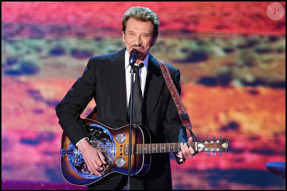 Johnny Hallyday enregistre l'émission Vivement dimanche © Guillaume Gaffiot/Bestimage