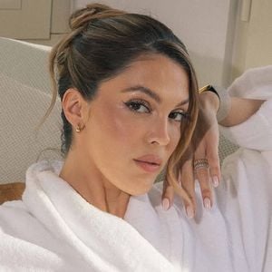 Iris Mittenaere a pris la direction des Bouches-du-Rhône

Iris Mittenaere au "Carlton" à Cannes avec ses chiens.