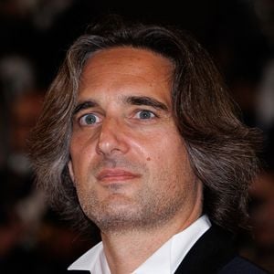 Dimitri Rassam - Montée des marches du film « 13 jours 13 nuits » lors du 78ème Festival International du Film de Cannes, au Palais des Festivals à Cannes. Le 23 mai 2025
© Jacovides-Moreau / Bestimage