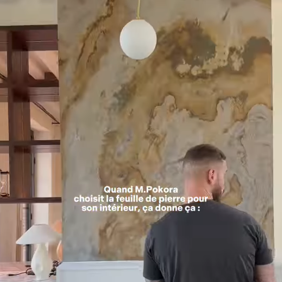 Le jour, la pierre révèle un aspect brut et minéral.

Capture Stoneleaf - Instagram