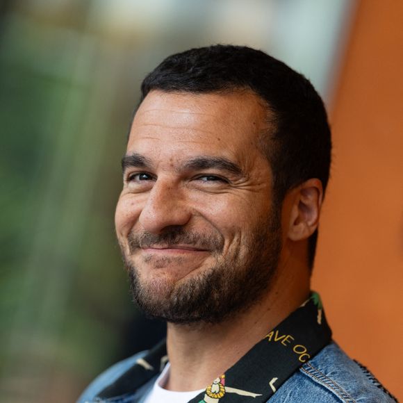 Amir Haddad au Village pendant les Internationaux de France 2025 à Roland Garros le 06 juin 2025 à Paris, France. Photo by Nasser Berzane/ABACAPRESS.COM